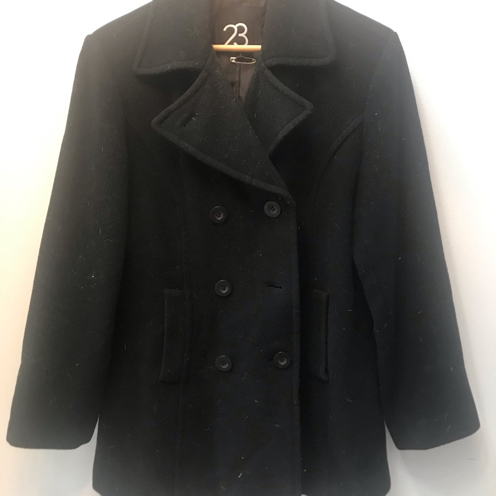 Black Tea Coat 🧐